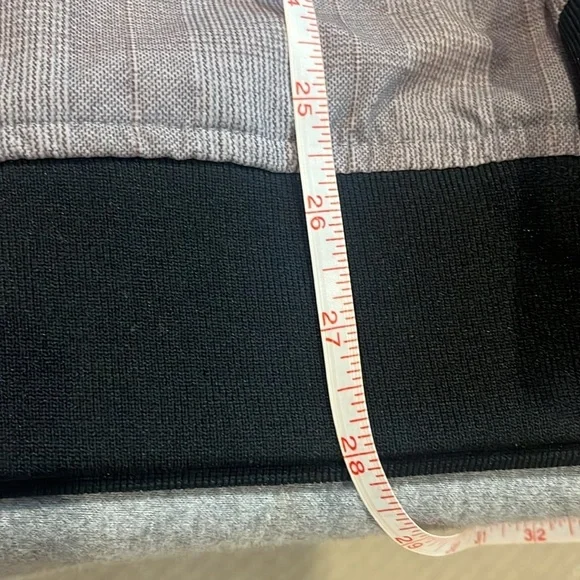 Travis Mathew men’s XL golf wind rain jacket - Picture 10 of 10